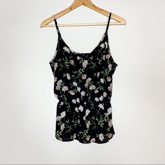Forever 21 Tops - Forever 21 Floral on Black Flounce Top - Medium
